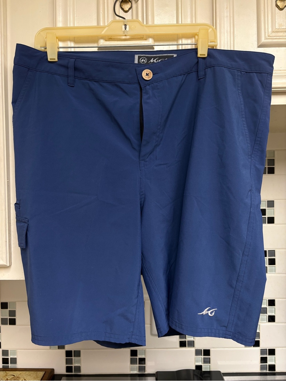 Mojo Sportswear Men’s Fishing Shorts. Size XL.